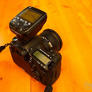 ST-E3 mounted to Camera