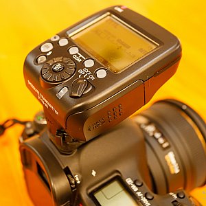 ST-E3 mounted to Camera