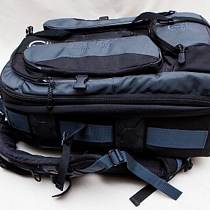 Tamrac Expedition 8