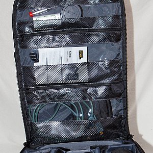 Tamrac Expedition 8
