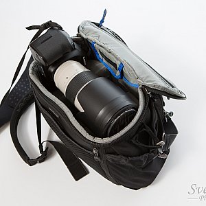 v2.0 fits a Canon 5D and a 70-200 2.8 IS L