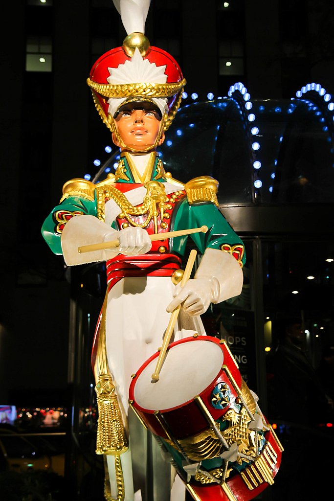New York II: image 19 of 228