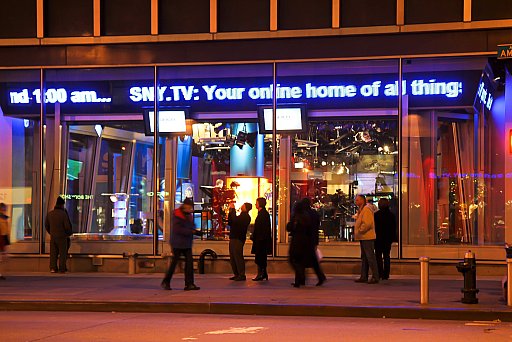 New York II: image 13 of 228